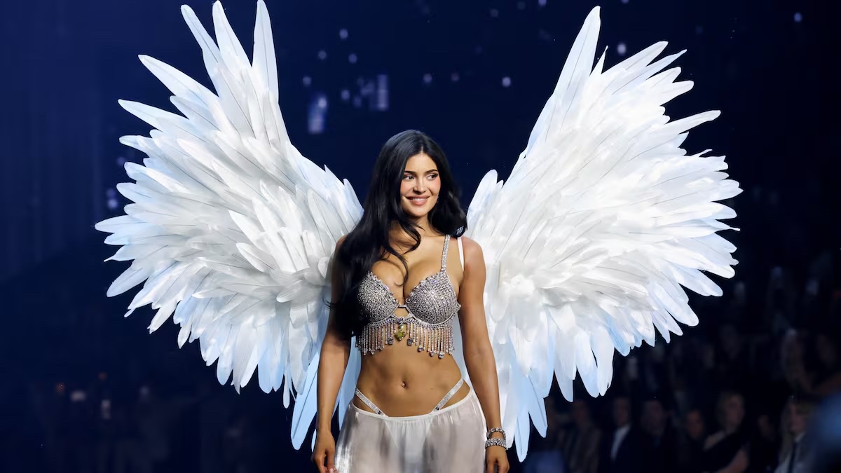 Kylie Jenner debutando en la pasarela de Victoria’s Secret