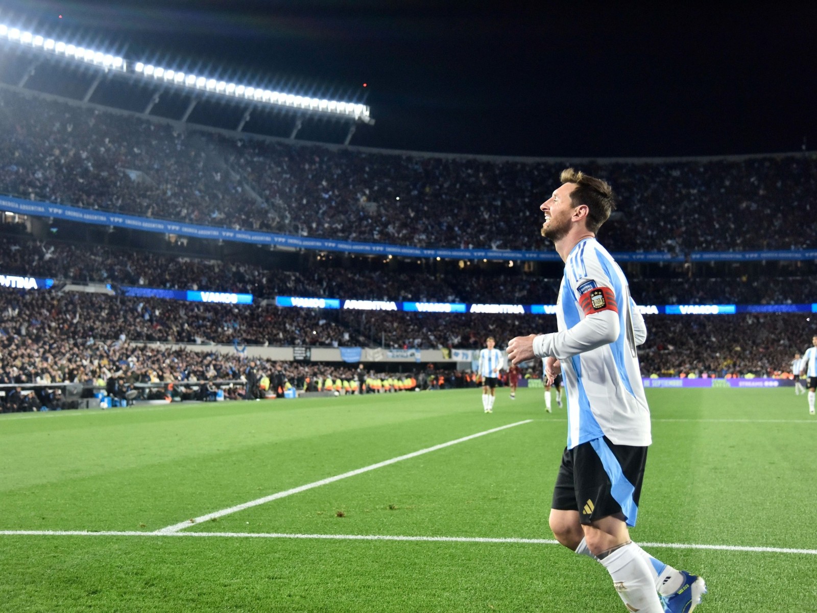 Messi en el Estadio Monumental